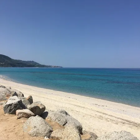 ホテル Il Lungomare 3*